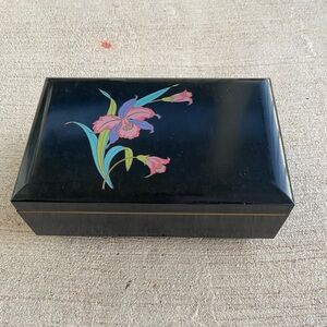 Black Orchid Japan Music Jewelry Box